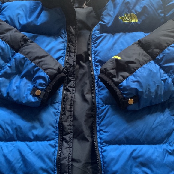The north face 550 puffer jacket -boys - Picture 6 of 7